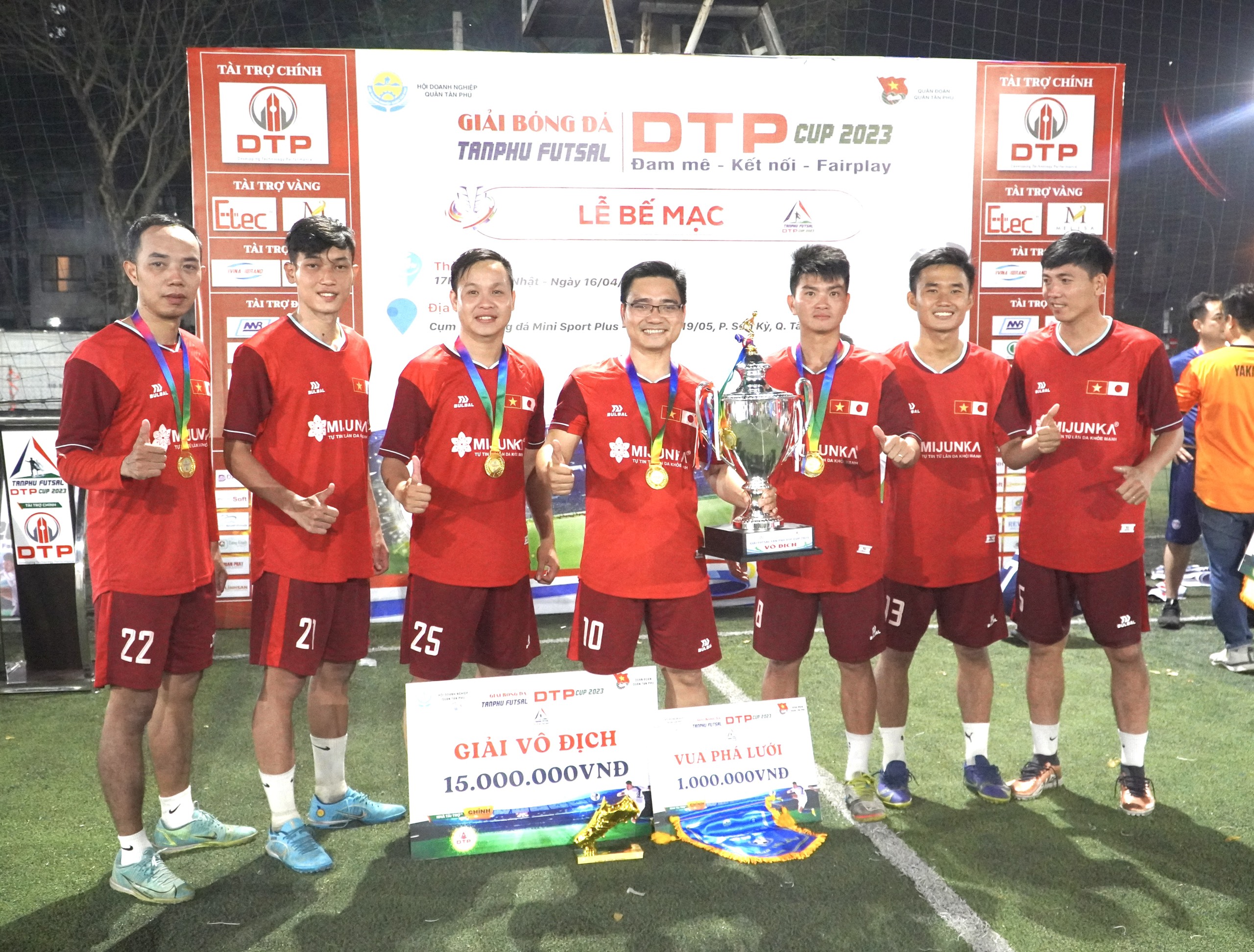 Đội bóng MIJUNKA FC (Thuộc Công ty CP Mijunka)